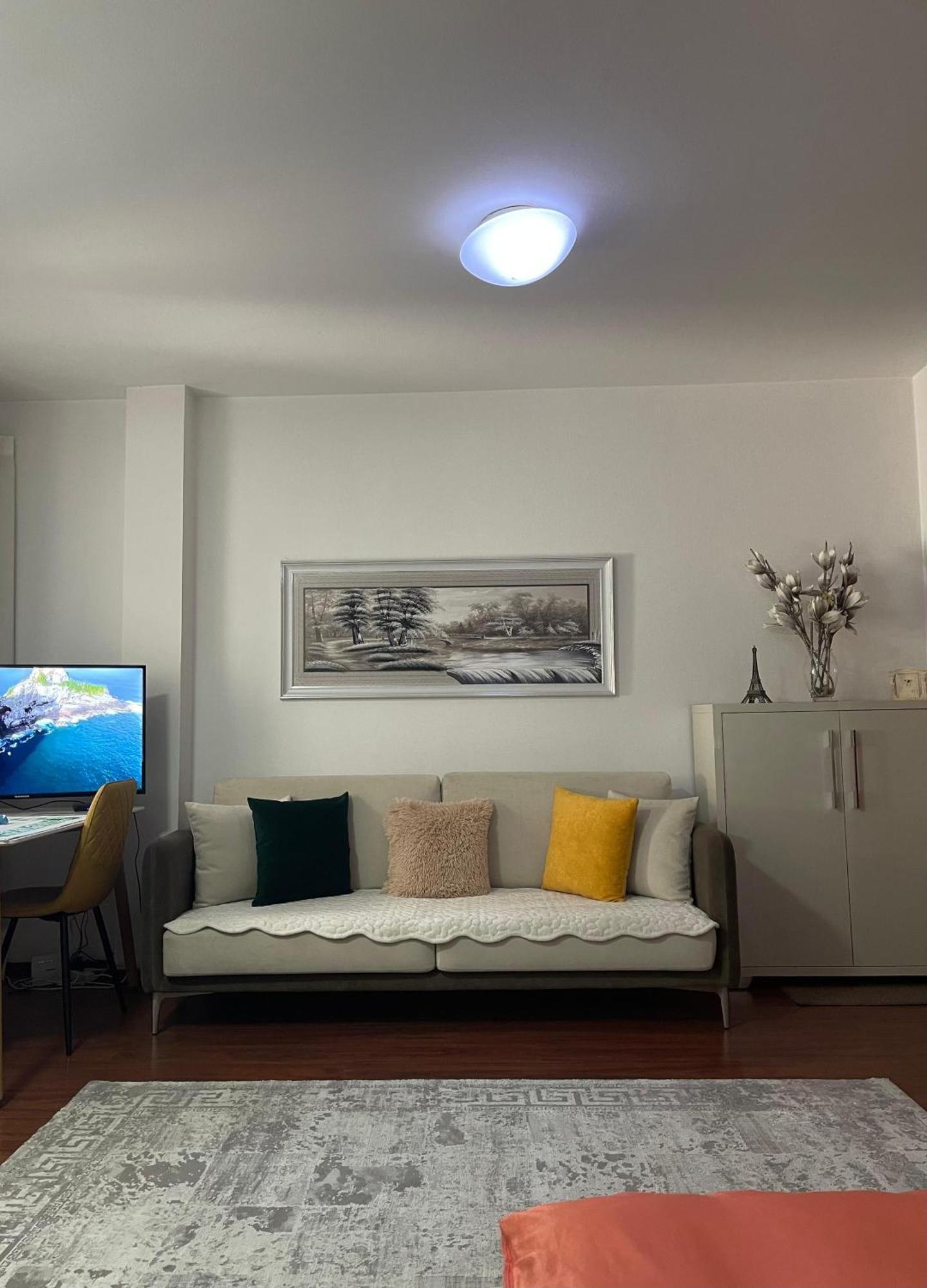 Sky Center Apartment Tiranë Ngoại thất bức ảnh